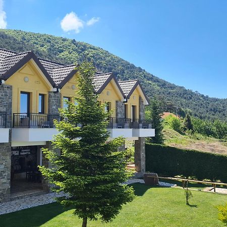 Sofra E Shpatit Hotel Elbasan Exterior foto